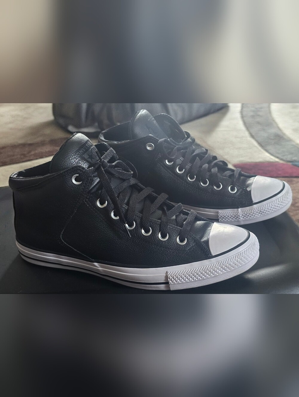 Converse High Street Black High-Top Leather Sneakers Mens Size 10/Wms Size 12